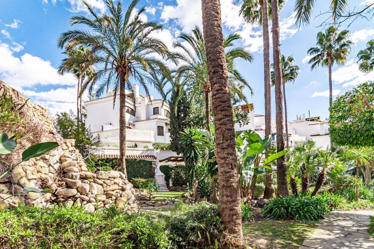 Apartment Gc - Spacious Flat In Golden Beach Marbella