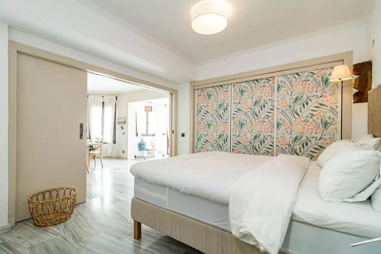 Gc - Spacious Flat In Golden Beach Marbella