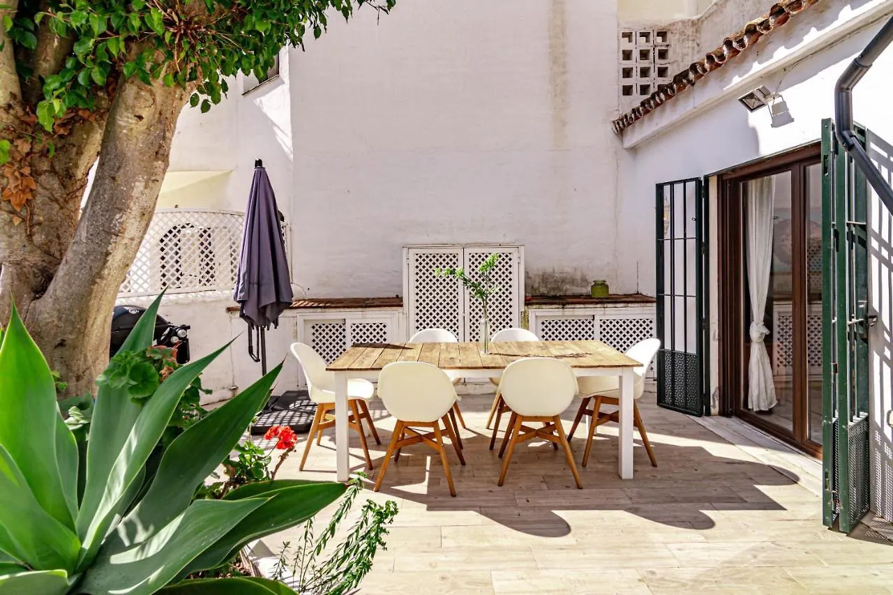 Gc - Spacious Flat In Golden Beach Marbella